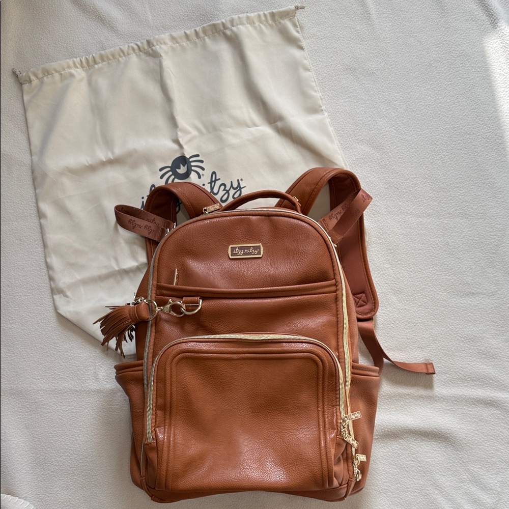 Itzy Ritzy Brown Diaper Bag